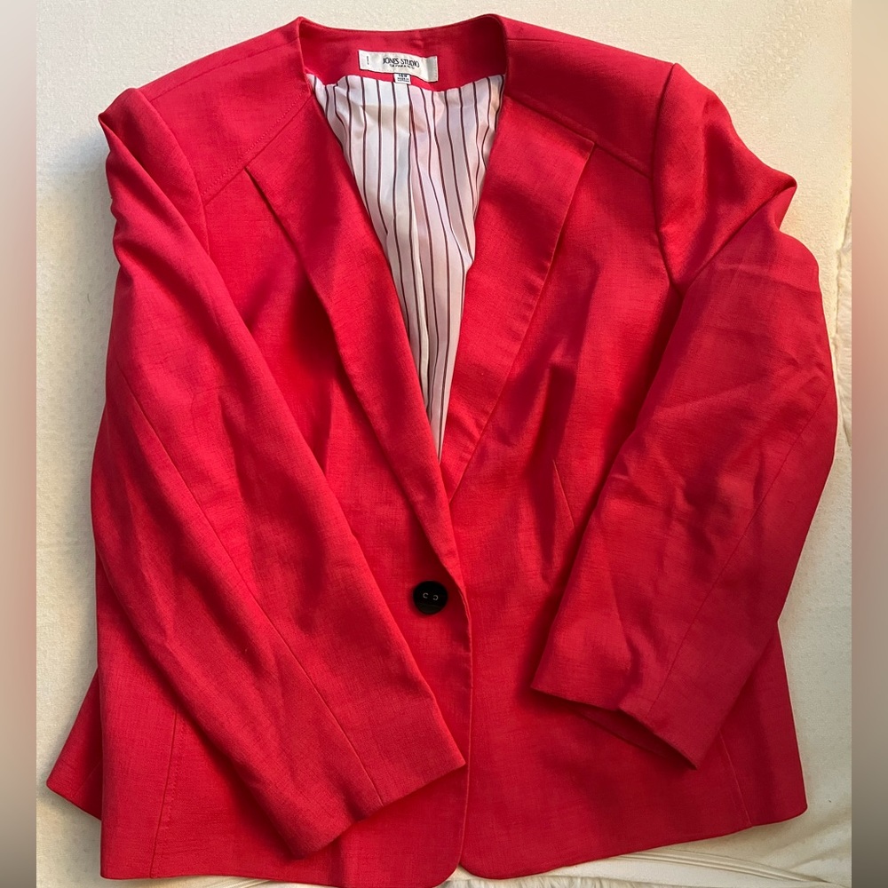 Jones Studio Separates Coral Blazer
